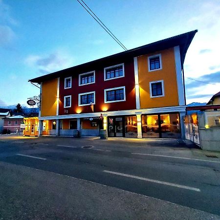 Hotel Gasthof Zentral Feistritz an der Drau Exterior foto